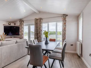Family-friendly cottage with garden | River view | Pets allowed - Image 5