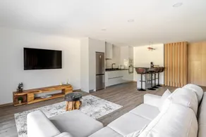 Maison avec jardin, barbecue et internet haut débit | Vue lac | Adaptée au travail à distance - Image 4