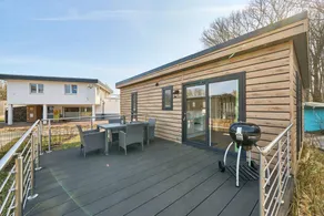 Haus im Eck mit Terrasse - Image 2
