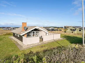 Children-friendly nice house with sauna & terrace | Next to the beach - Image 4