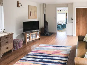 Child-friendly cottage with BBQ & garden | Beach view | Next to the beach | Pet-friendly - Image 2