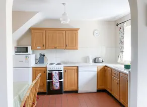 Fully equipped pleasant cottage with garden | Dogs allowed - Image 5