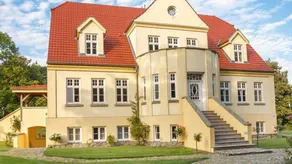 Family-oriented flat with garden & BBQ | Lake view - Image 2