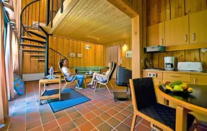 Lovely house with pool, sauna & jacuzzi | Dogs allowed - Image 4