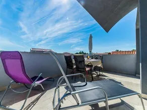 Children-friendly apartment with terrace, barbecue & garden | Sea view - Image 3