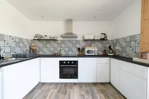 Family-friendly cottage with terrace, barbeque & pool | Garden view | Dogs allowed - Image 5