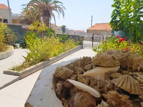 Nice apartment with garden - Image 2