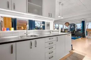 House with barbeque, terrace & garden | Sea view - Image 3
