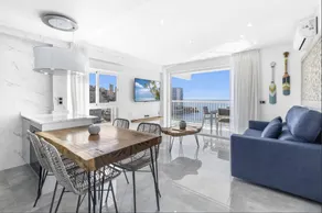 Maison avec terrasse et piscine - Image 5