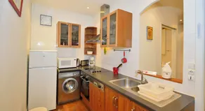 WeHost - Bugeaud - Bel appartement typique - Image 4
