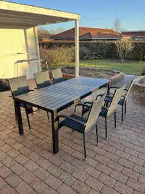 House with barbeque & garden | Garden view - Image 2