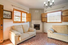 House with private pool, barbecue & garden - Image 2