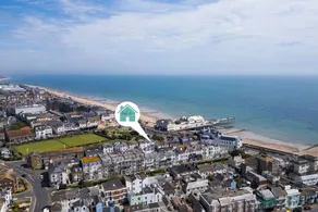 Apartamento apta para familias con internet de alta velocidad | Vistas al mar | En la playa - Image 2