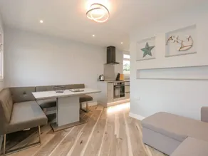 Family-friendly cottage with pool | Beach nearby | Pet-friendly - Image 2