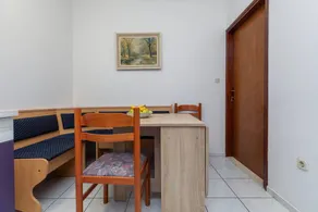 Two bedroom apartment with balcony and sea view Brela, Makarska (A-24416-a) - Image 2
