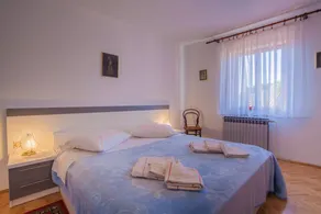 Room with terrace Cres (S-2512-a) - Image 3