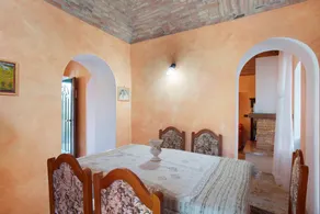 Holiday apartment with terrace | City view - Image 5