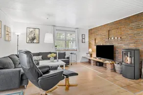 Children-friendly big holiday home with barbecue, sauna & hot tub | Pet-friendly - Image 4