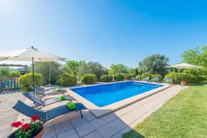 Villa with garden, barbeque & private pool - Image 5