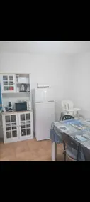 Appartement de vacances avec internet haut débit, barbecue et terrasse | Vue ville - Image 2