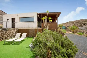 Villa avec piscine privée, terrasse et jardin | Vue montagne - Image 3