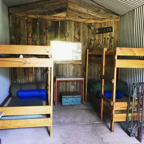 Rustic Glamping Hut Rental with a Fire Pit in Port Augusta, South Australia - Image 3