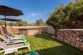 Apartment with terrace, private pool & barbecue - Image 5
