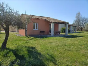 Welcoming house with garden and shared pool in Grospierres - Image 3