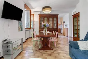 Apartment with garden & barbecue | Garden view - Image 5