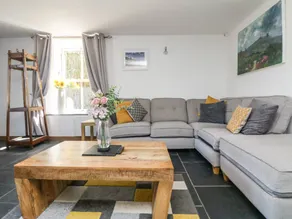 Family-oriented beautiful cottage with garden & barbeque | Pet-friendly - Image 4