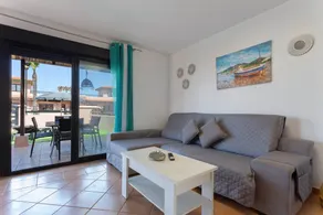 Apartment mit Garten, Terrasse und Pool | Meerblick - Image 3