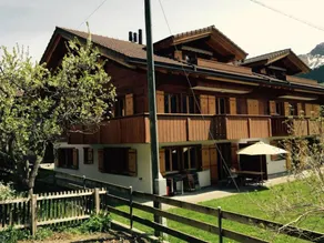 Holiday apartment with garden, barbecue & terrace - Image 4