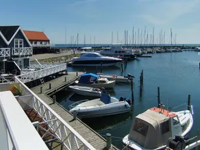 Holiday home with terrace | Sea view - Image 4