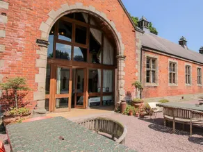 Family-oriented cottage with garden | Pets are welcome - Image 3