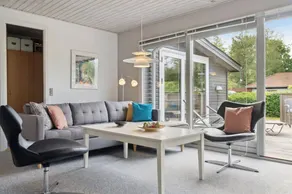 Pleasant holiday home with garden, terrace & barbeque - Image 5