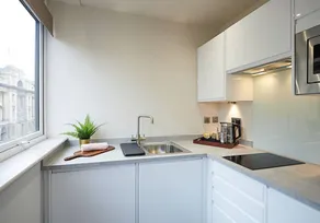 Family-oriented holiday apartment | City view - Image 4