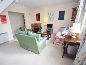 Cottage with garden & barbeque - Image 2