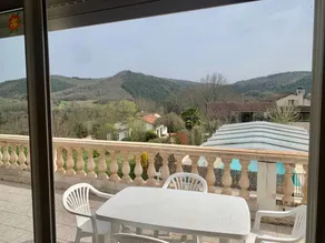 Flat with barbeque, pool & terrace - Image 2