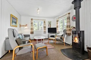 House with jacuzzi - Image 3