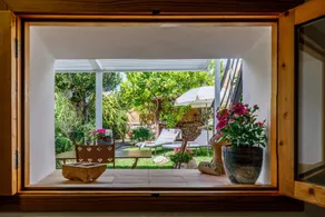 Villa mit Garten, Terrasse und Whirlpool - Image 3