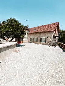 House with BBQ, jacuzzi & terrace | Nature view - Image 3