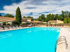 House with pool, garden & terrace - Image 2