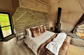 Wakehurst Luxury Dome - Image 3