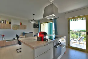 Appartement avec piscine et terrasse - Image 3