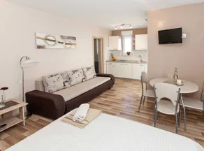 Beachfront Apartments for Relaxing Getaways in Crikvenica - Junior Studio Apartment - Image 2