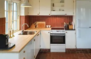 Family-oriented nice holiday home with BBQ, terrace & garden | Next to the beach | Good for workation | Pet-friendly - Image 5