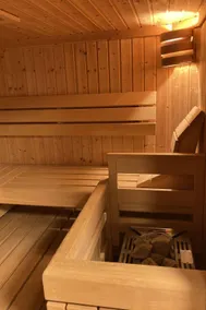 Voll ausgestattetes schönes Ferienhaus mit Grill, Garten und privatem Pool - Image 2