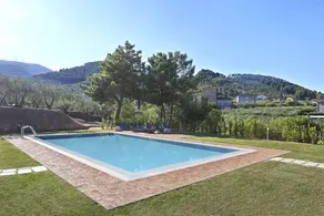 Voll ausgestattete Villa mit Grill, Terrasse und Garten | Panoramablick - Image 2