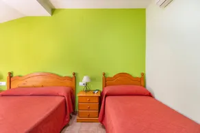 Room 'Habitació Triple' with Mountain View, Wi-Fi and Air Conditioning - Image 2