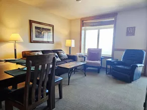 Condo with private pool - Image 2